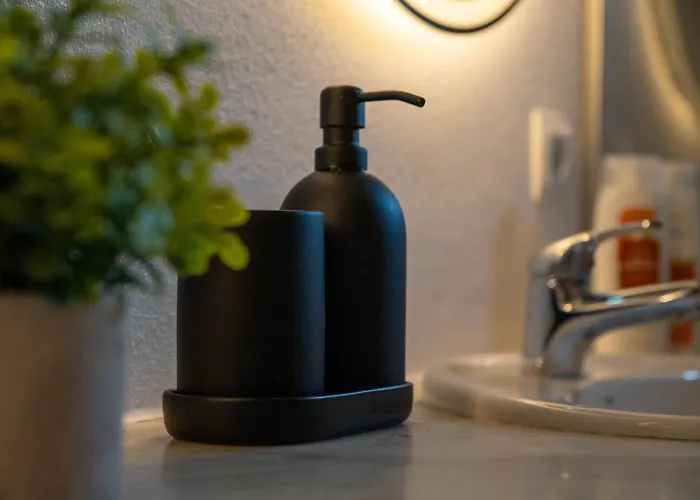 Daniel - Pool - Aussenkueche - Garten *