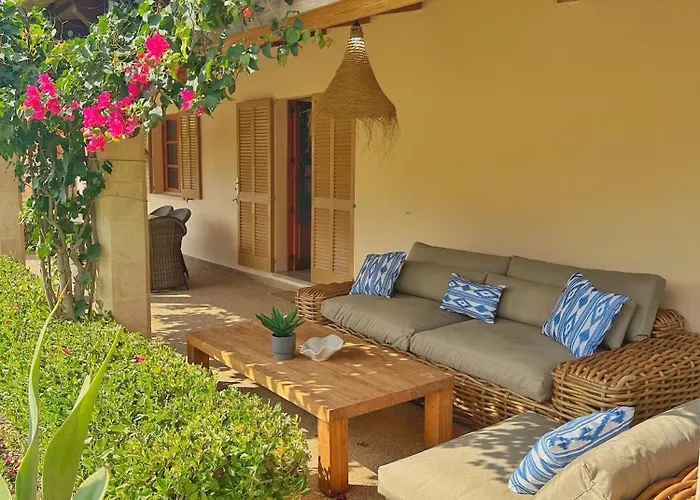 Daniel - Pool - Aussenkueche - Garten *