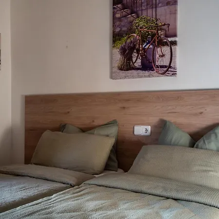 Daniel - Pool - Aussenkueche - Garten Hébergement de vacances