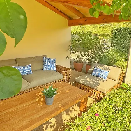 Vakantiehuis Daniel - Pool - Aussenkueche - Garten