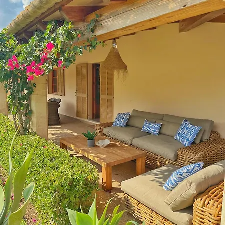 Daniel - Pool - Aussenkueche - Garten *