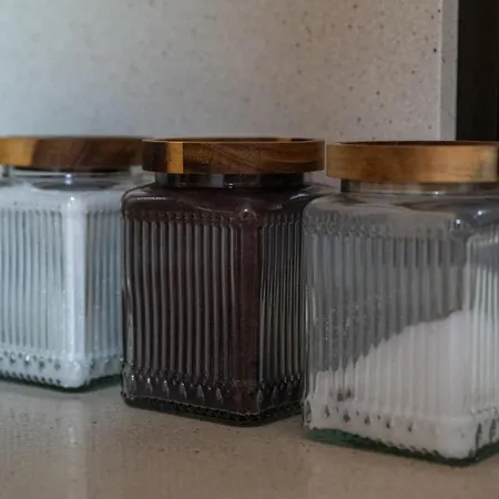 Daniel - Pool - Aussenkueche - Garten