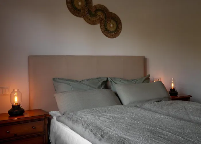 Daniel - Pool - Aussenkueche - Garten Польенса